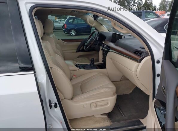 JTJHY7AX1H4226727 2017 LEXUS LX 570 White Вид салону спереду