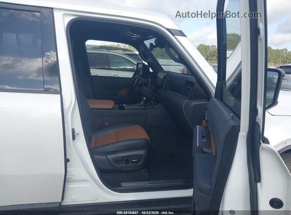 JTJTBCDX2R5035118 2024 LEXUS GX 550 White Front interior view