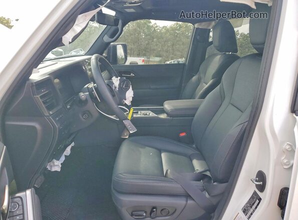 JTJTBCDX3S5066707 2025 LEXUS GX White Widok wnętrza z przodu
