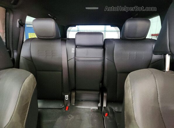 JTJTBCDX5R5034545 2024 LEXUS GX Green Rear seats view