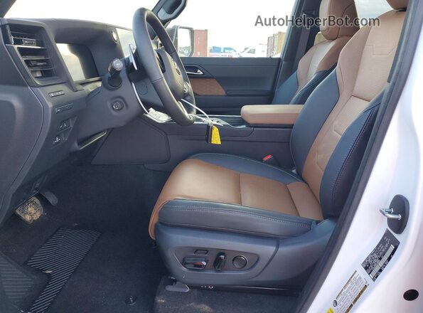 JTJVBCDX6S5058996 2025 LEXUS GX White Вид салону спереду