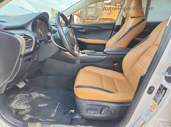 JTJYARBZ3H2059993 2017 LEXUS NX White Vista interior delantera