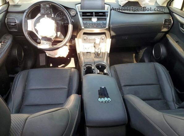 JTJYARBZXG2047726 2016 LEXUS NX Серебряный Вид панели приборов