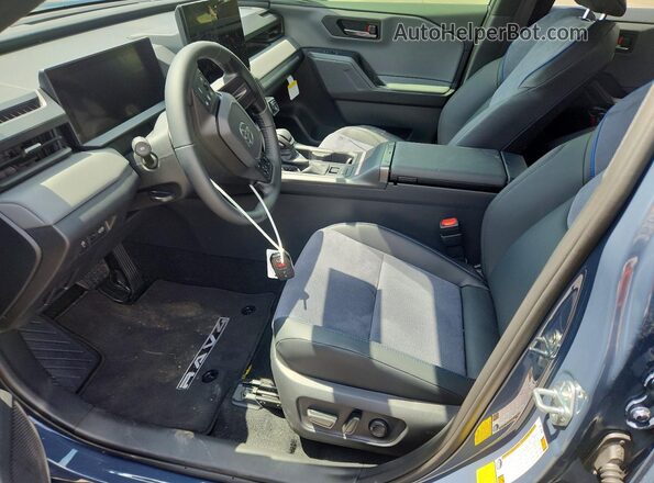 JTM6CRAV8TD001393 2026 TOYOTA RAV4 Blue Вид салону спереду