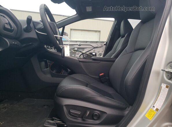 JTMAAAAA2PA016977 2023 TOYOTA LE Silver Vista interior delantera