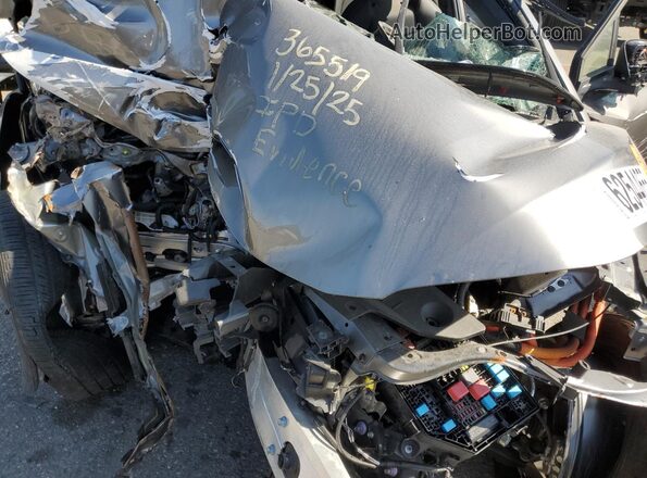 JTMAAAAA3PA015885 2023 TOYOTA BZ4X Gray Vista interior trasera