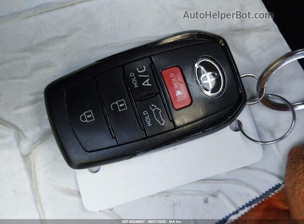JTMAAAAA6RA039391 2024 TOYOTA BZ4X Gray Առջևի վահանակի տեսք