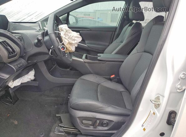 JTMABABA1RA065537 2024 SUBARU SOLTERRA White Widok wnętrza z przodu
