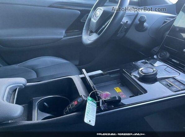 JTMABABA4PA005345 2023 SUBARU SOLTERRA Синий Вид салона спереди