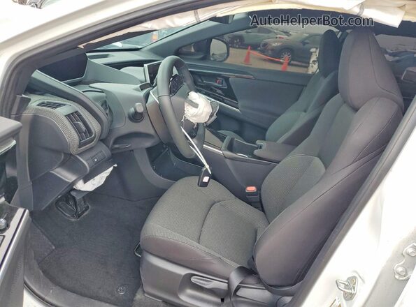 JTMABABA5SA106953 2025 SUBARU SOLTERRA White Սալոնի դիմացի տեսք