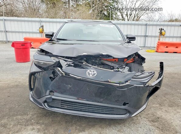 JTMABACA1PA015295 2023 TOYOTA BZ4X Черный Вид спереди