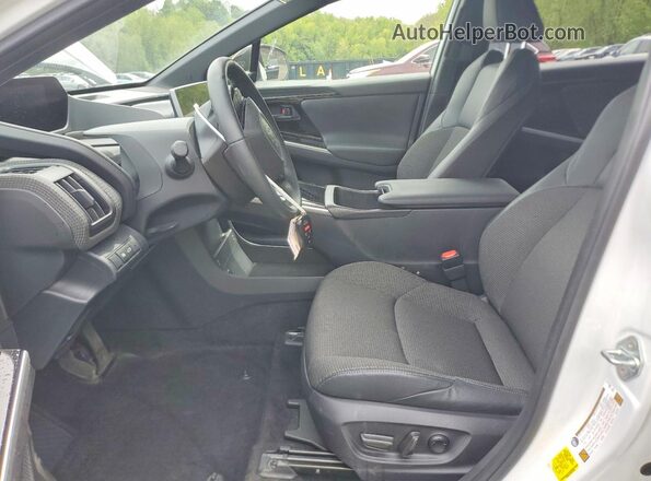 JTMABACA3RA075663 2024 TOYOTA BZ4X White წინა სალონის ხედი