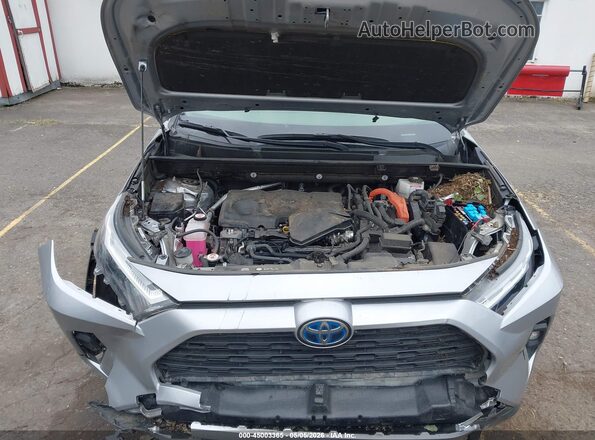 JTMB6RFV0ND055210 2022 TOYOTA LE Silver 