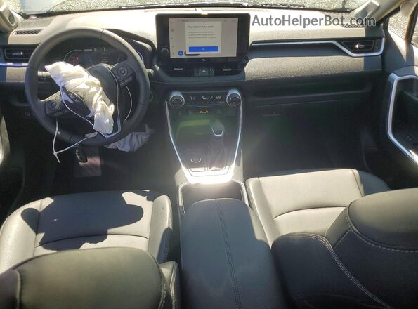 JTMB6RFV5SD165665 2025 TOYOTA RAV4 Silver Вид панелі приладів