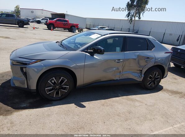 JTMBCAEB3TA008933 2026 TOYOTA BZ Gray 