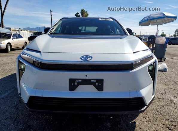 JTMBCAEB7TA003699 2026 TOYOTA BZ White 