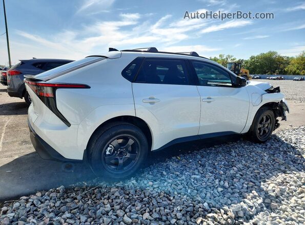 JTMBFAEB1TJ015161 2026 TOYOTA BZ White Trasero derecho