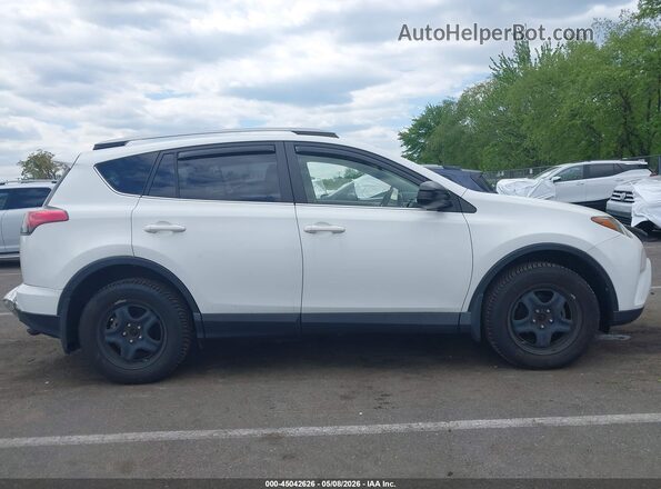 JTMBFREV1HJ143142 2017 TOYOTA LE White Widok wnętrza z tyłu