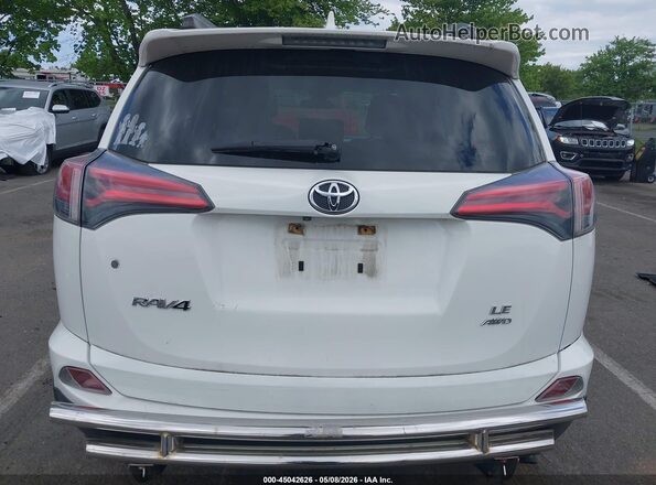 JTMBFREV1HJ143142 2017 TOYOTA LE White 
