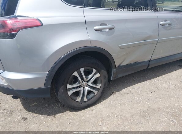 JTMBFREV2JJ202060 2018 TOYOTA RAV4 Silver Front view