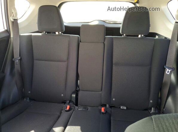 JTMBFREV3HJ137276 2017 TOYOTA RAV4 White 