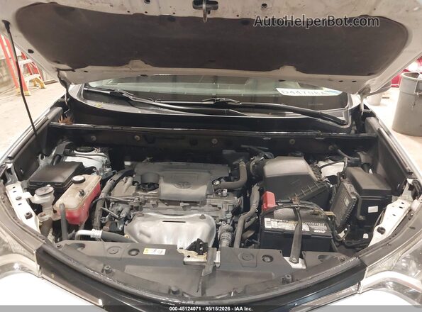 JTMBFREV4JJ231687 2018 TOYOTA RAV4 White Vista interior delantera