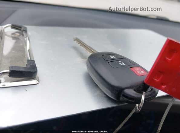 JTMBFREV5JJ257828 2018 TOYOTA LE Gray Առջևի վահանակի տեսք