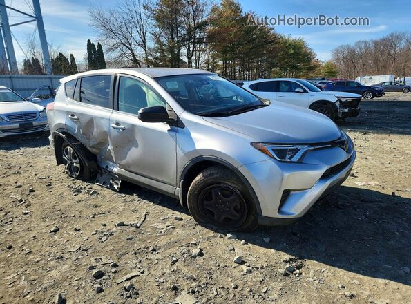 JTMBFREV6JJ196201 2018 TOYOTA LE Silver Przód prawy