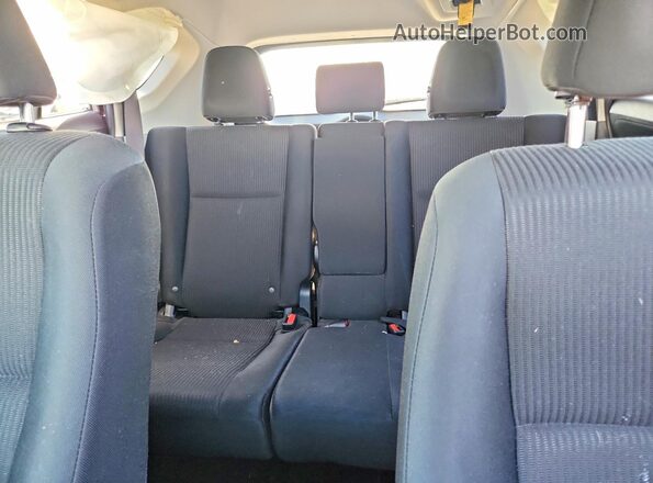 JTMBFREV6JJ196201 2018 TOYOTA LE Silver Widok tylnych siedzeń