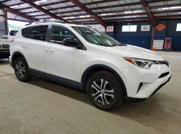 JTMBFREV6JJ258177 2018 TOYOTA RAV4 White 