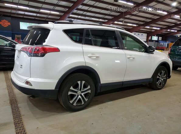 JTMBFREV6JJ258177 2018 TOYOTA RAV4 White 