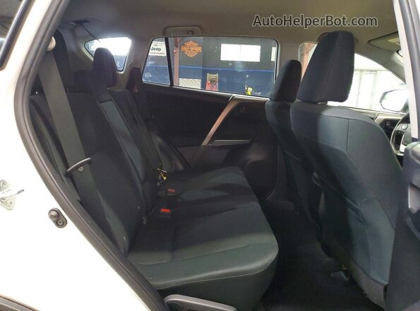 JTMBFREV6JJ258177 2018 TOYOTA RAV4 White 