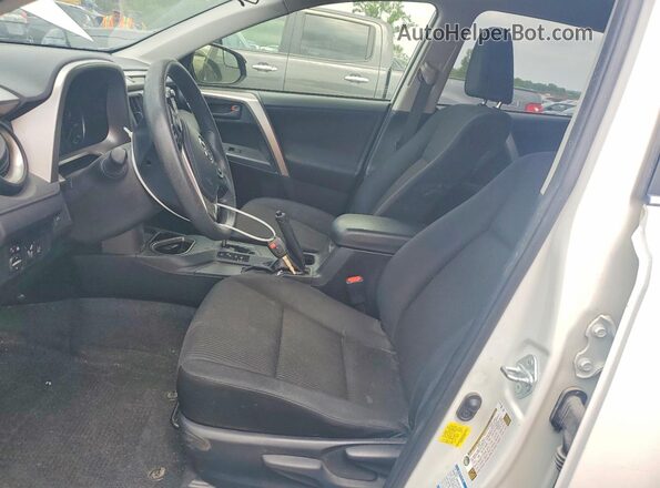 JTMBFREV8JJ178816 2018 TOYOTA RAV4 Белый 