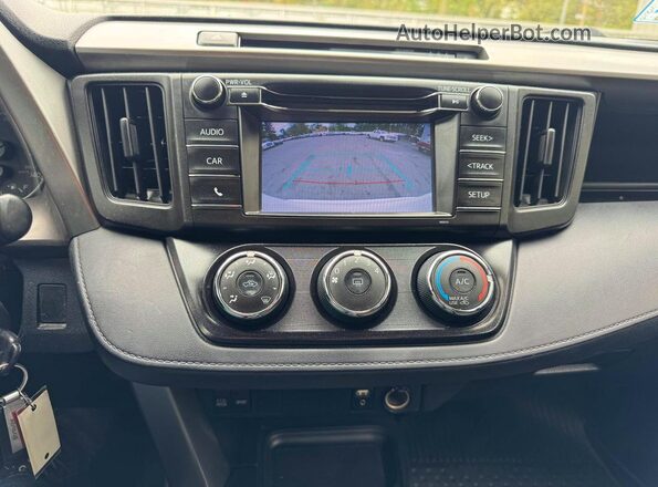 JTMBFREV8JJ219977 2018 TOYOTA RAV4 White 