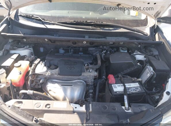 JTMBFREVXJJ719977 2018 TOYOTA LE White Вид ззаду