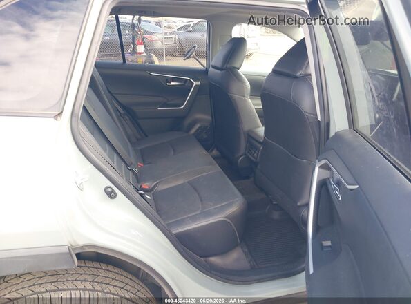 JTMC1RFVXKJ016673 2019 TOYOTA RAV4 Blue VIN կոդի պիտակի տեսք