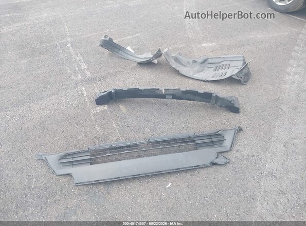 JTMDFREV2HJ145572 2017 TOYOTA RAV4 Red Vista del cuadro de instrumentos