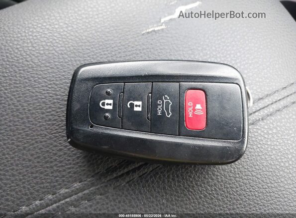 JTME6RFV6MD515935 2021 TOYOTA RAV4 HYBRID White 