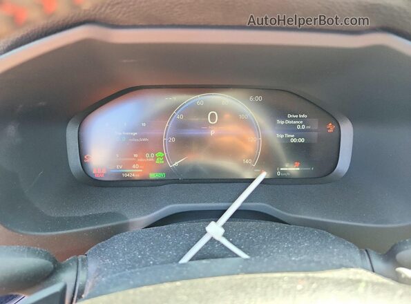 JTMEB3FVXRD231224 2024 TOYOTA RAV4 White Widok zestawu wskaźników
