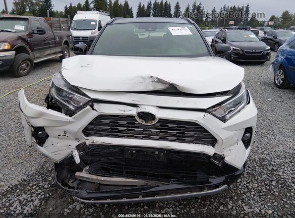 JTMEWRFV4LJ049826 2020 TOYOTA RAV4 HYBRID White Rear interior view