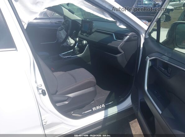 JTMMWRFV8ND158657 2022 TOYOTA RAV4 HYBRID White Widok wnętrza z przodu