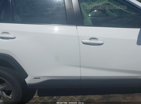 JTMMWRFV8ND158657 2022 TOYOTA RAV4 HYBRID White Widok wnętrza z tyłu