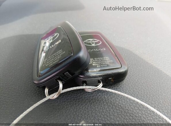 JTMP1RFV1KD015900 2019 TOYOTA RAV4 Maroon Vista del salpicadero