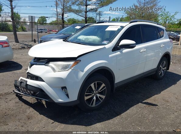 JTMRFREV1HJ700503 2017 TOYOTA LE White 