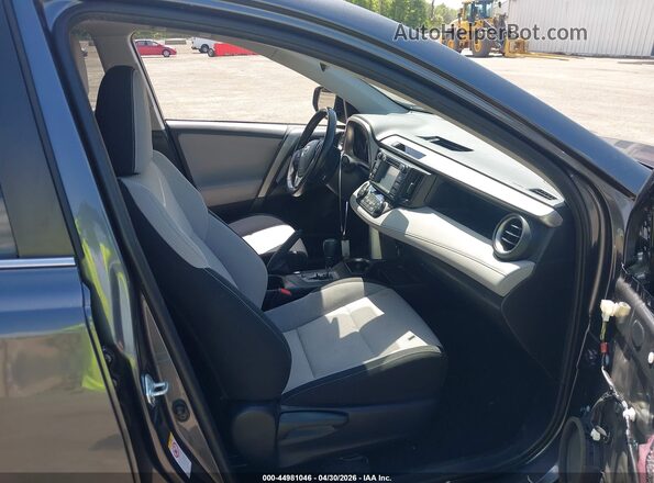 JTMRFREV3JD254939 2018 TOYOTA LE Gray Widok wnętrza z przodu