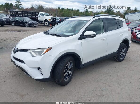 JTMRFREV4HJ706666 2017 TOYOTA LE White 