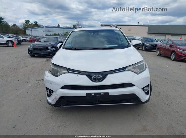 JTMRFREV4HJ706666 2017 TOYOTA LE White 