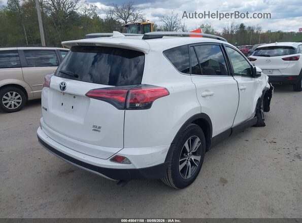 JTMRFREV4HJ706666 2017 TOYOTA LE White 