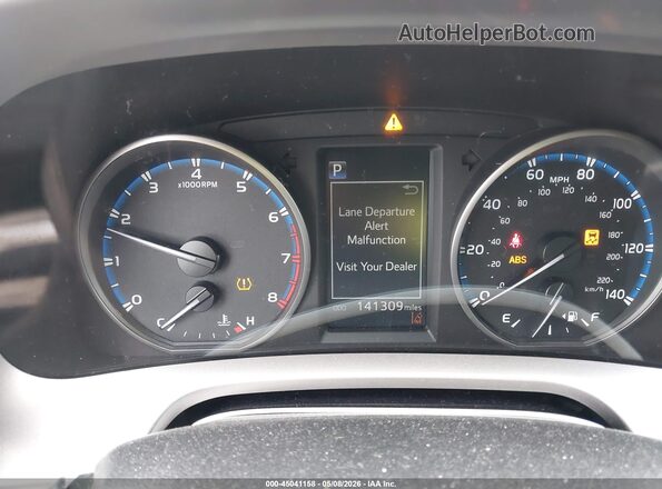 JTMRFREV4HJ706666 2017 TOYOTA LE White 