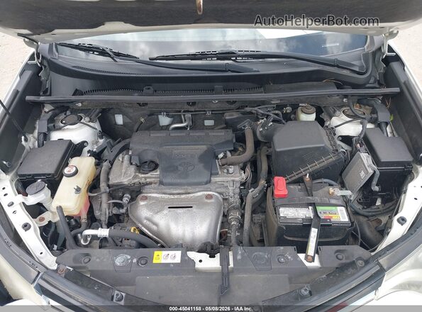 JTMRFREV4HJ706666 2017 TOYOTA LE White 